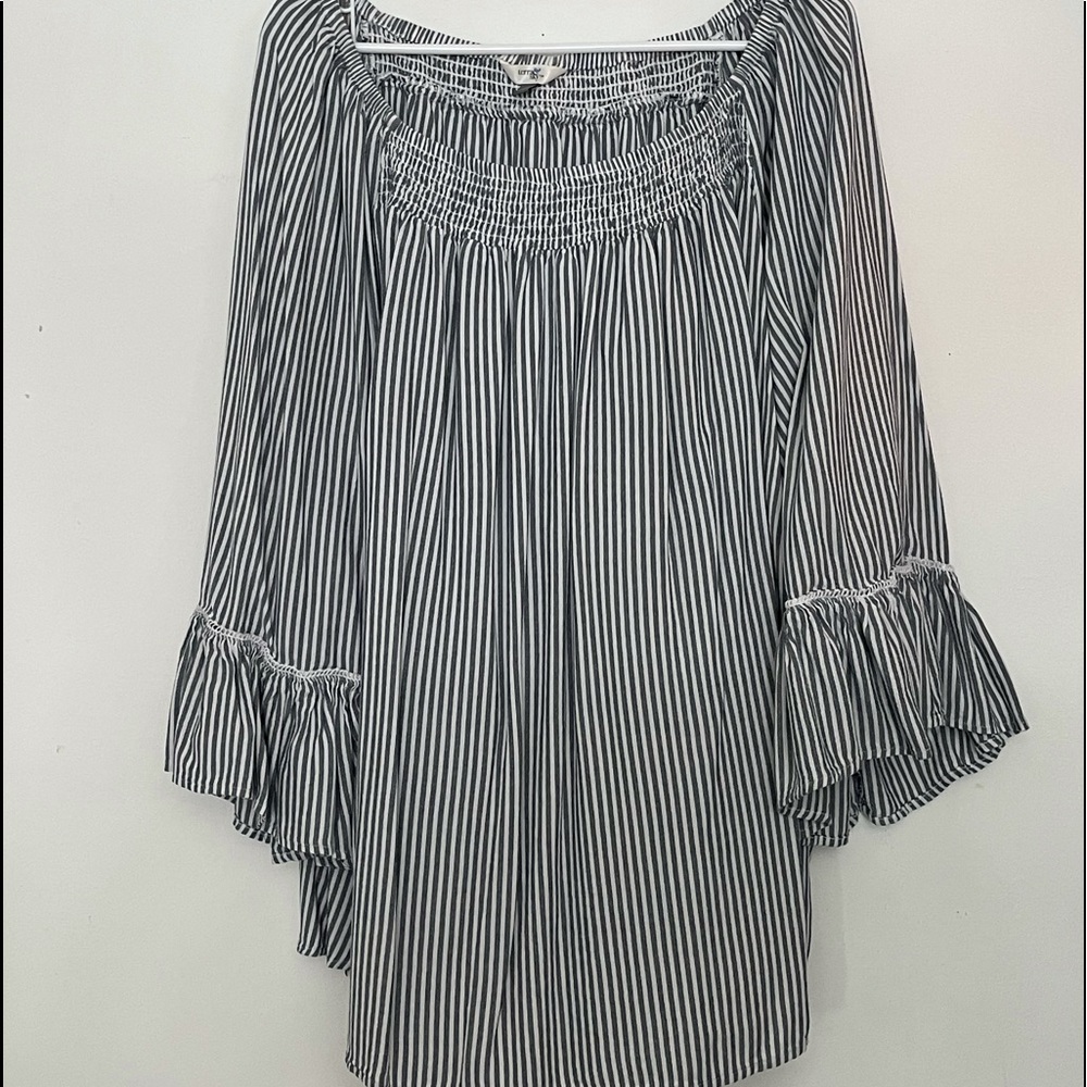 Plus size long sleeve blouse